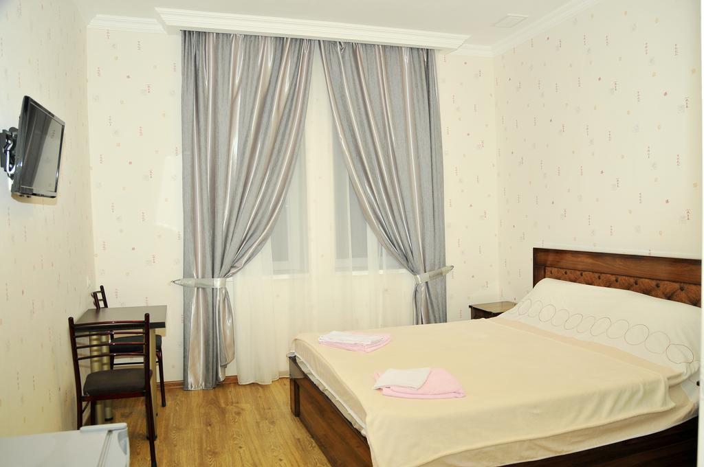 Alma-Ata Hotel Bordzjomi Buitenkant foto