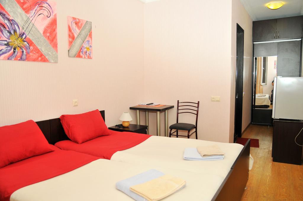 Alma-Ata Hotel Bordzjomi Kamer foto