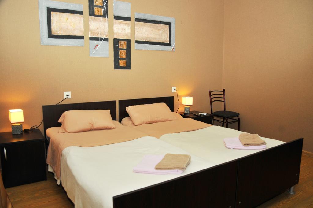 Alma-Ata Hotel Bordzjomi Kamer foto