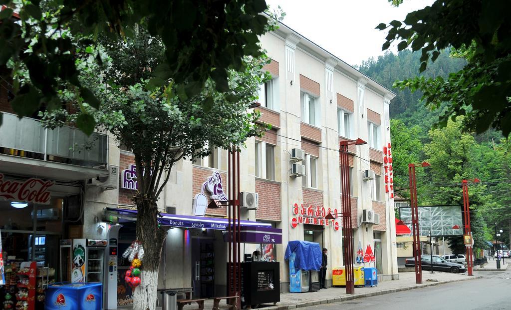 Alma-Ata Hotel Bordzjomi Buitenkant foto