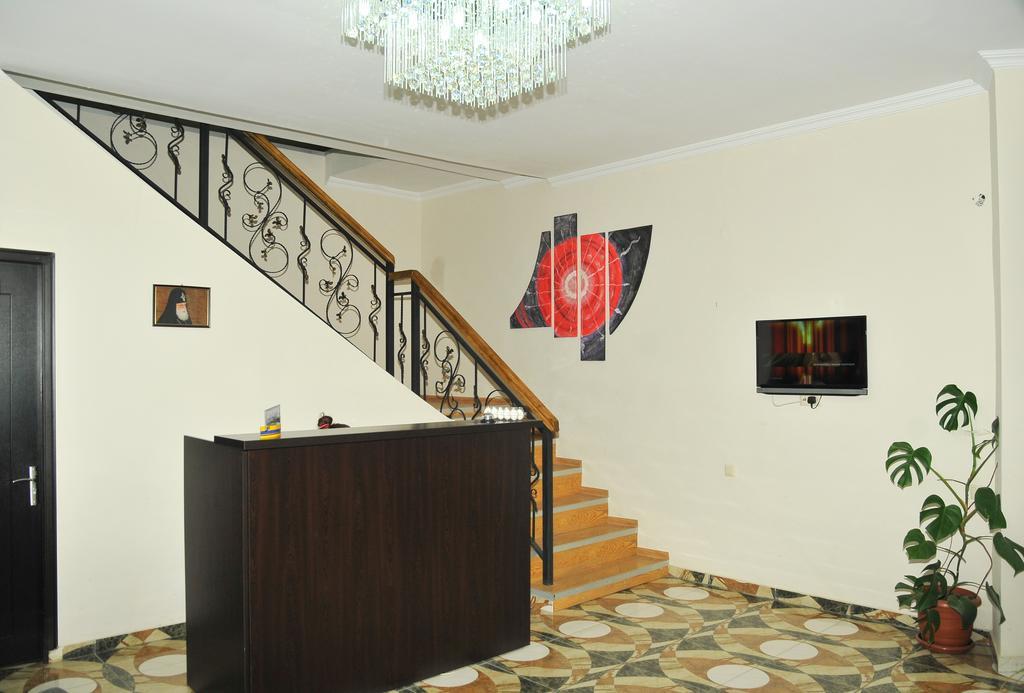 Alma-Ata Hotel Bordzjomi Buitenkant foto
