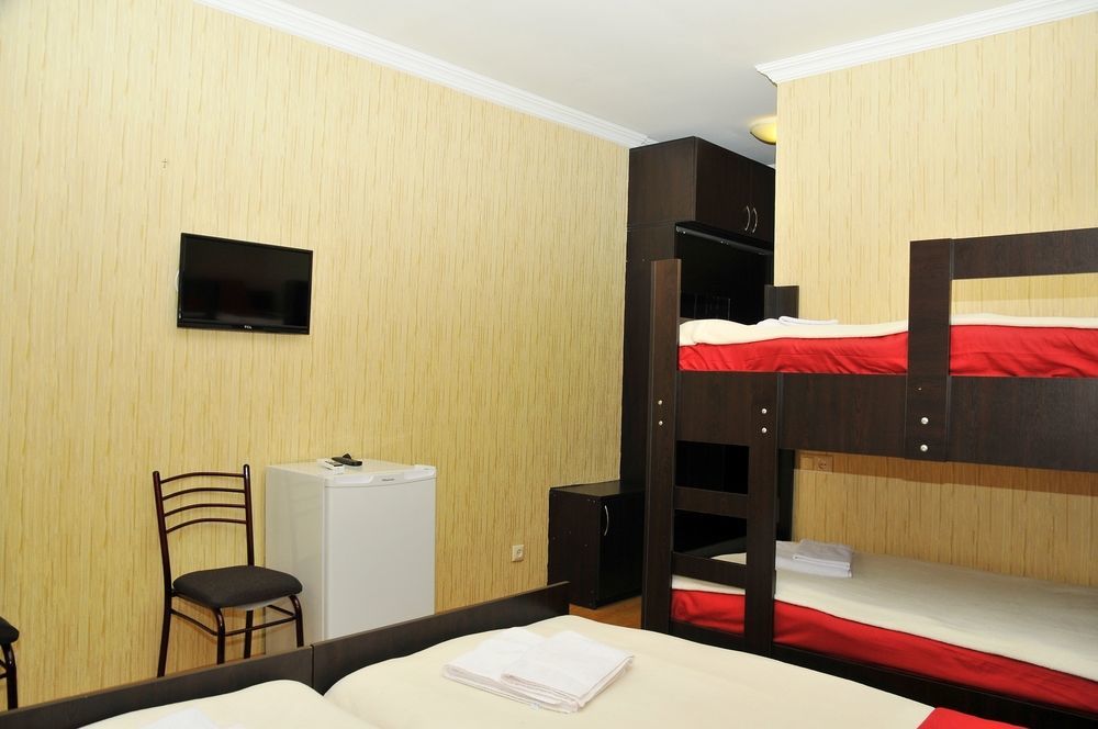 Alma-Ata Hotel Bordzjomi Buitenkant foto