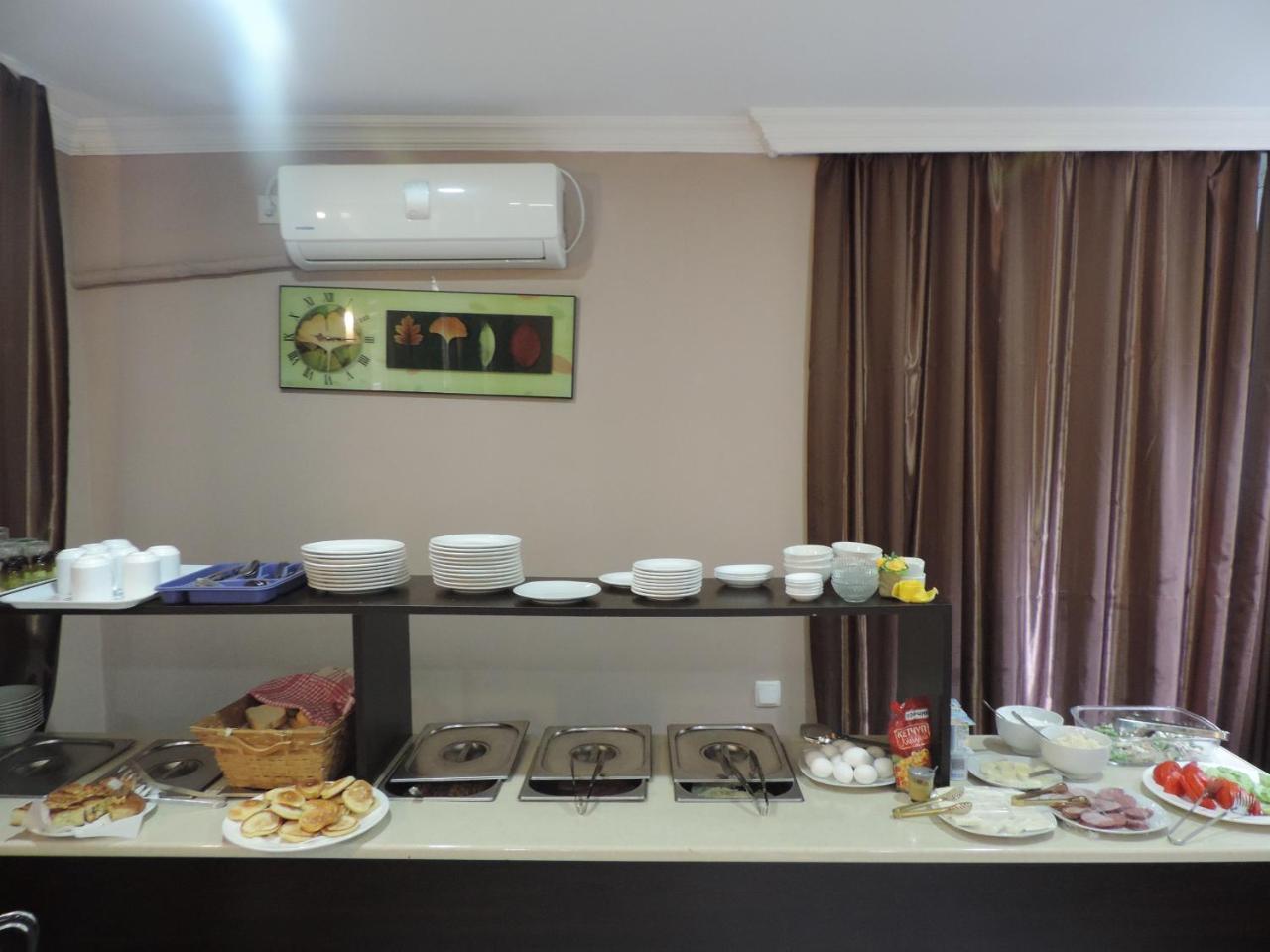 Alma-Ata Hotel Bordzjomi Buitenkant foto